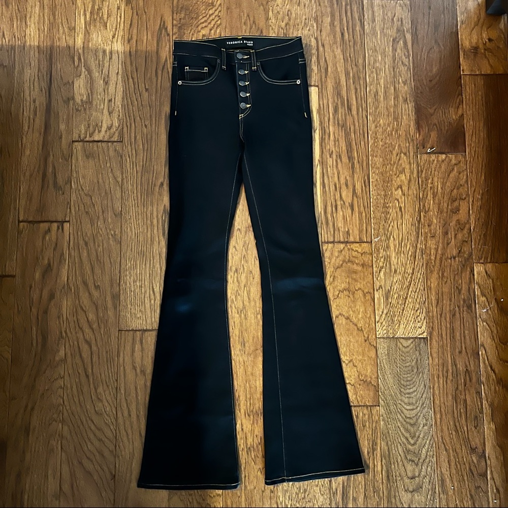Veronica Beard Beverly Skinny Flare in Indigo